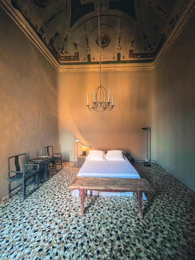 ラヴェンナPalazzo Del Settecentoアパートメント エクステリア 写真