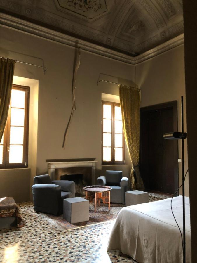 ラヴェンナPalazzo Del Settecentoアパートメント エクステリア 写真